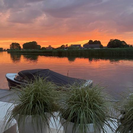 B&B Ganzendiep Aan Het Water Grafhorst Экстерьер фото